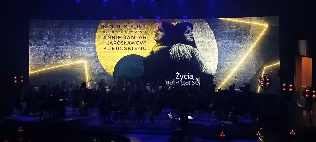 zycia mala garsc